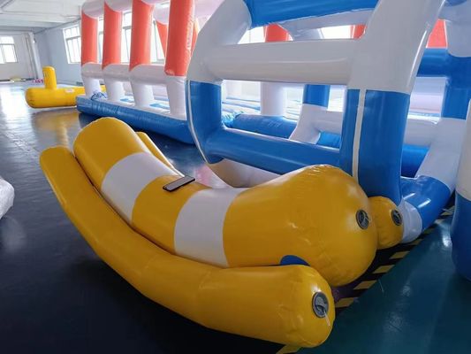 Geel banaan opblaasbaar speelgoed voor waterpark buiten