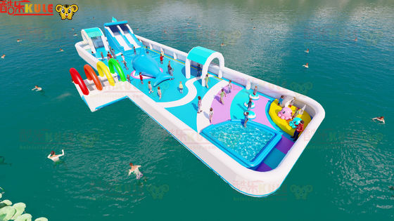 Commerciële springende opblaasbare waterslippen