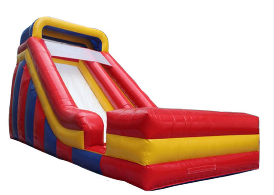 Rood Geel Blauw Kinderen pretpark Opblaasbare glijbaan Te huur