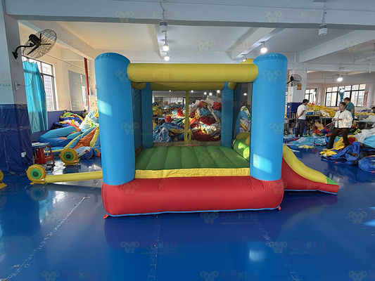 Polyester Oxford opblaasbare kleurrijke dia voor kinderen Speel en oefen binnen en buiten